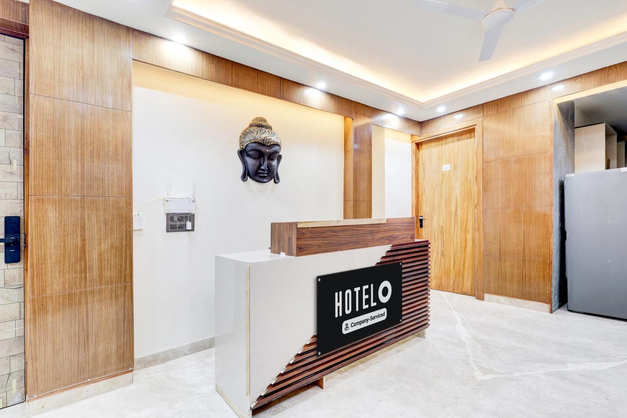 Super Hotel O Sector 43 Гургаон Экстерьер фото